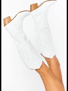 Princess Polly Billini Urson White Cowboy boots